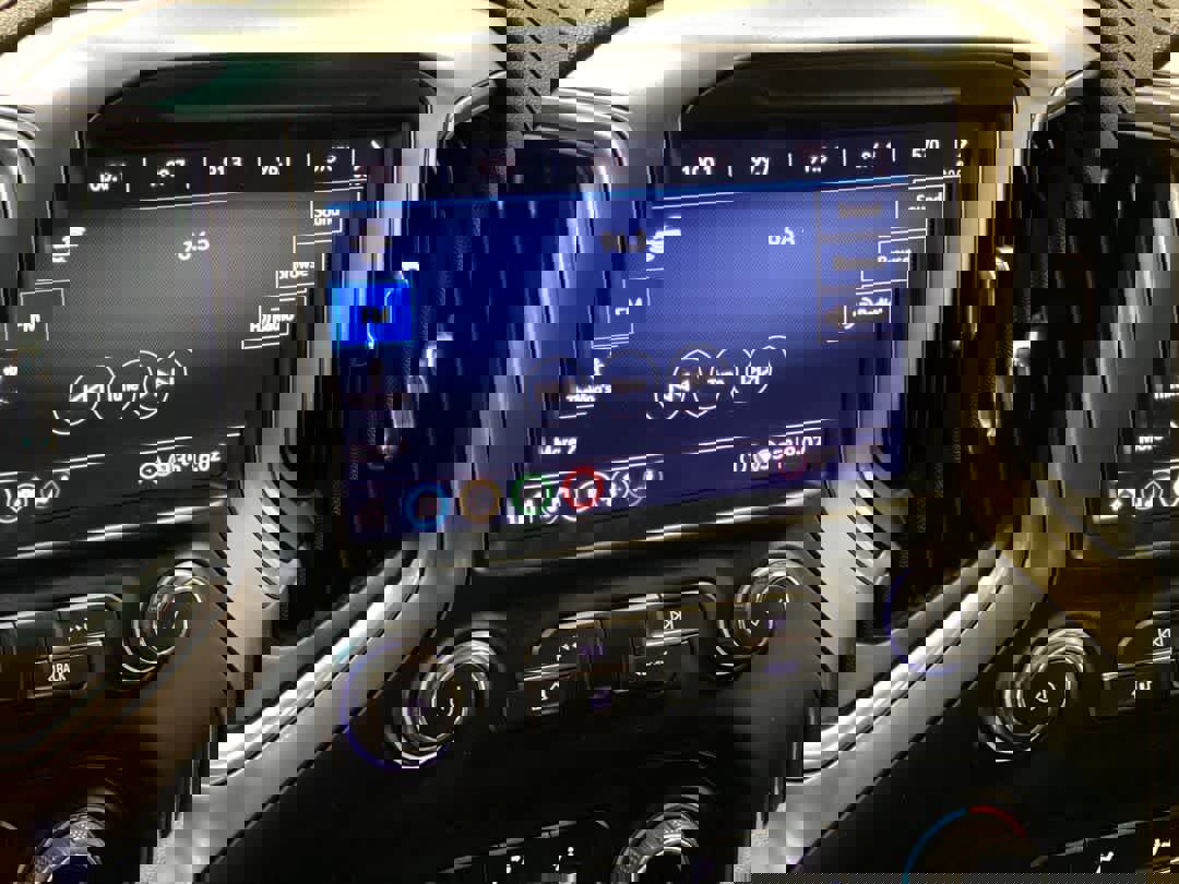 Used 2020 Chevrolet Silverado 1500 LT w/ True North Edition image 18