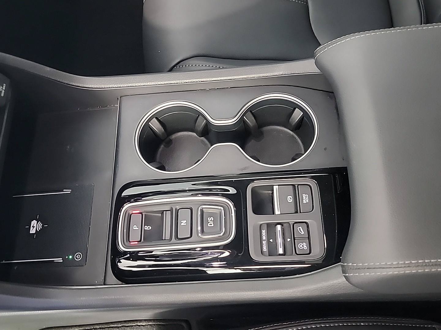 Certified 2024 Honda Pilot Touring image 32