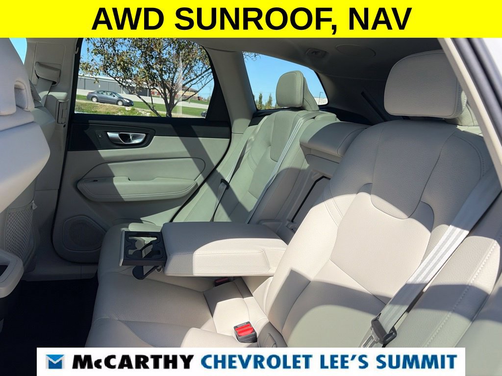 Used 2024 Volvo XC60 B5 Plus AWD/4WD image 40