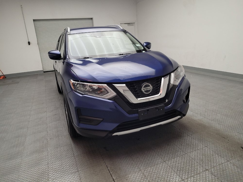 Used 2019 Nissan Rogue SV image 14