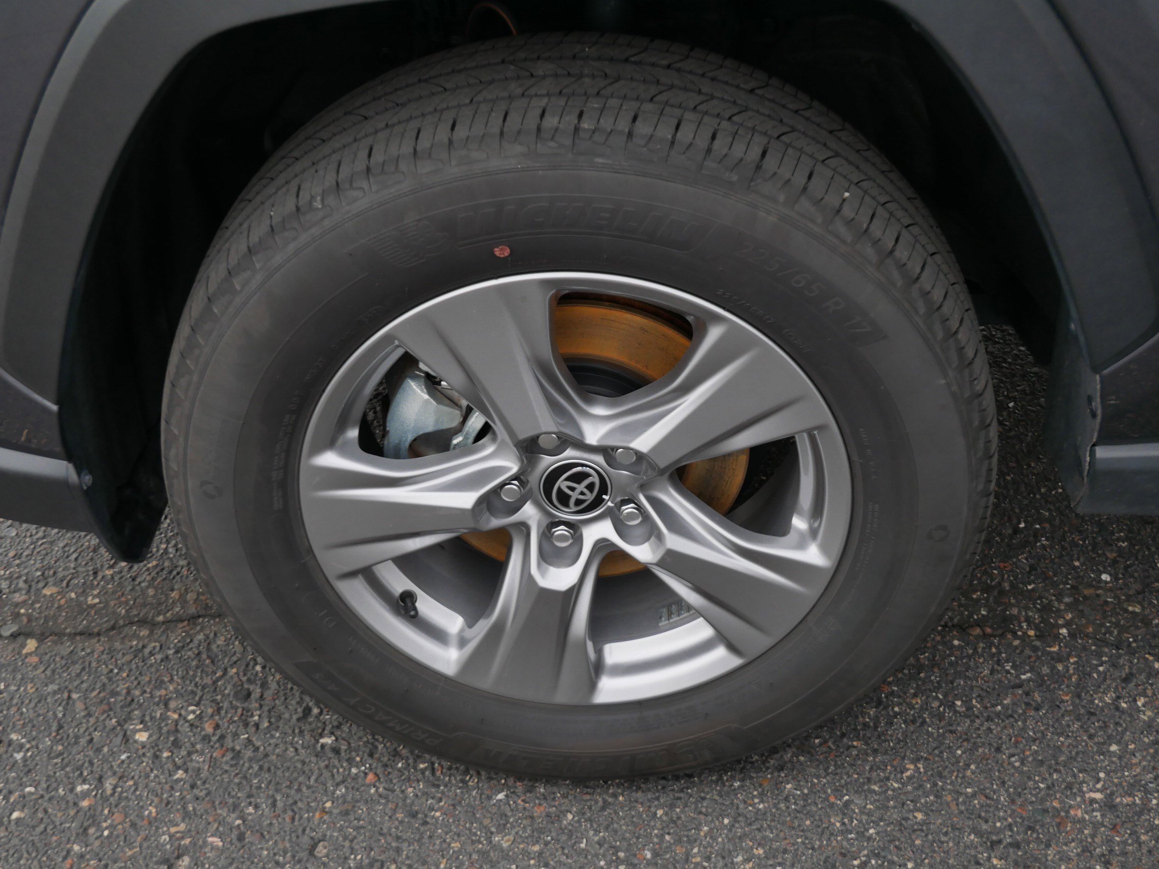 Certified 2025 Toyota RAV4 XLE image 15