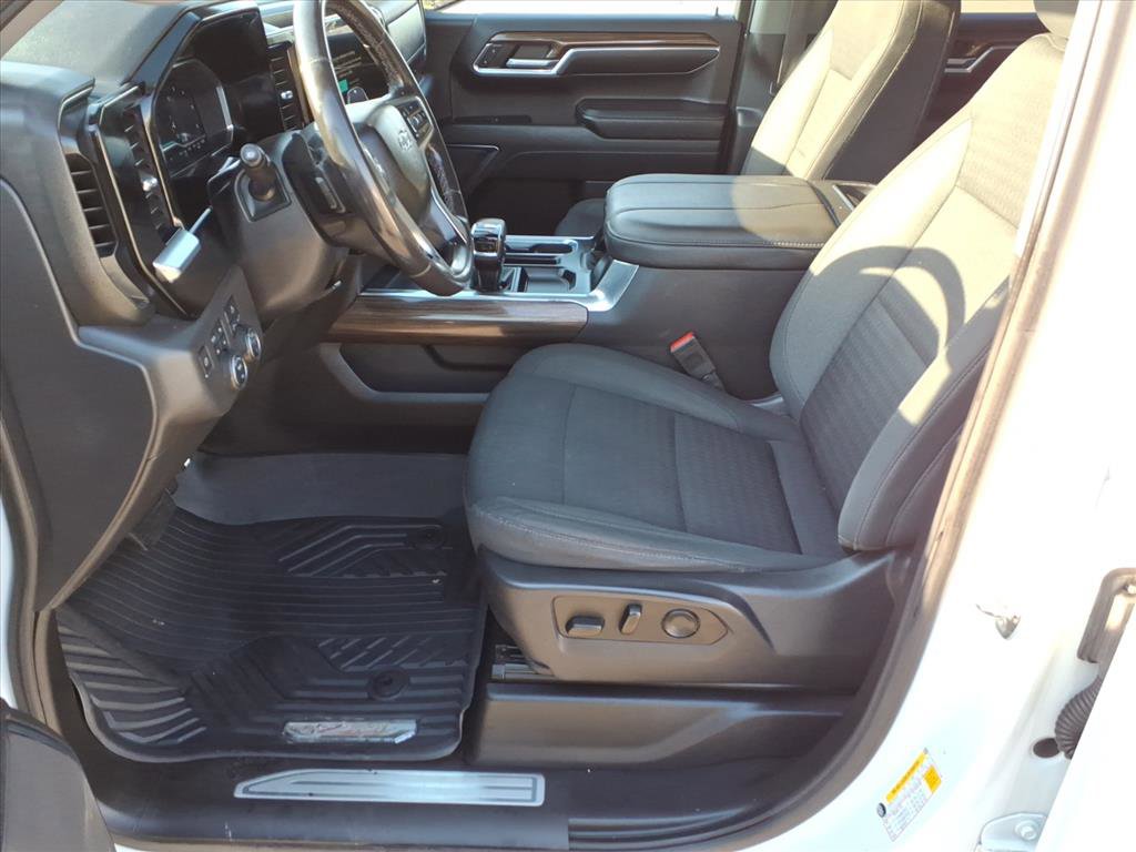 Used 2023 Chevrolet Silverado 1500 LT Trail Boss w/ Protection Package image 11