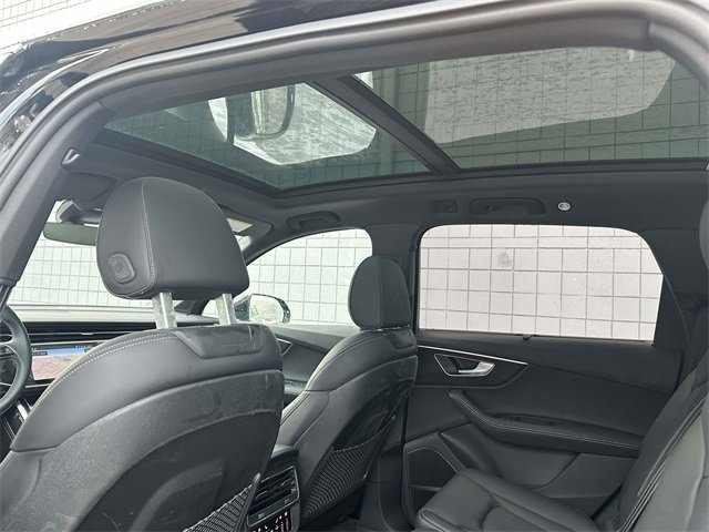 Certified 2025 Audi Q7 3.0T Prestige w/ Prestige Package image 18