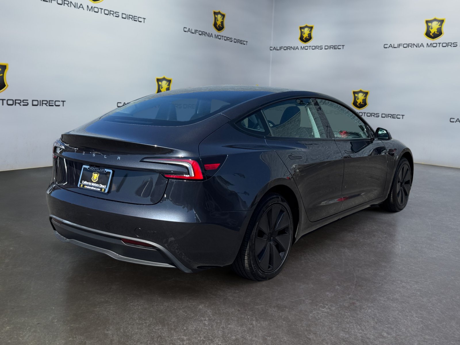 Used 2024 Tesla Model 3 Standard Range RWD image 5