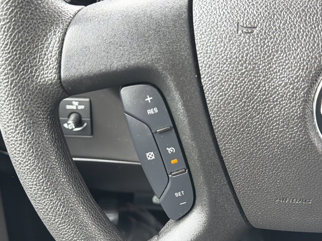 Used 2024 GMC Savana 2500 w/ Driver Convenience Package image 9