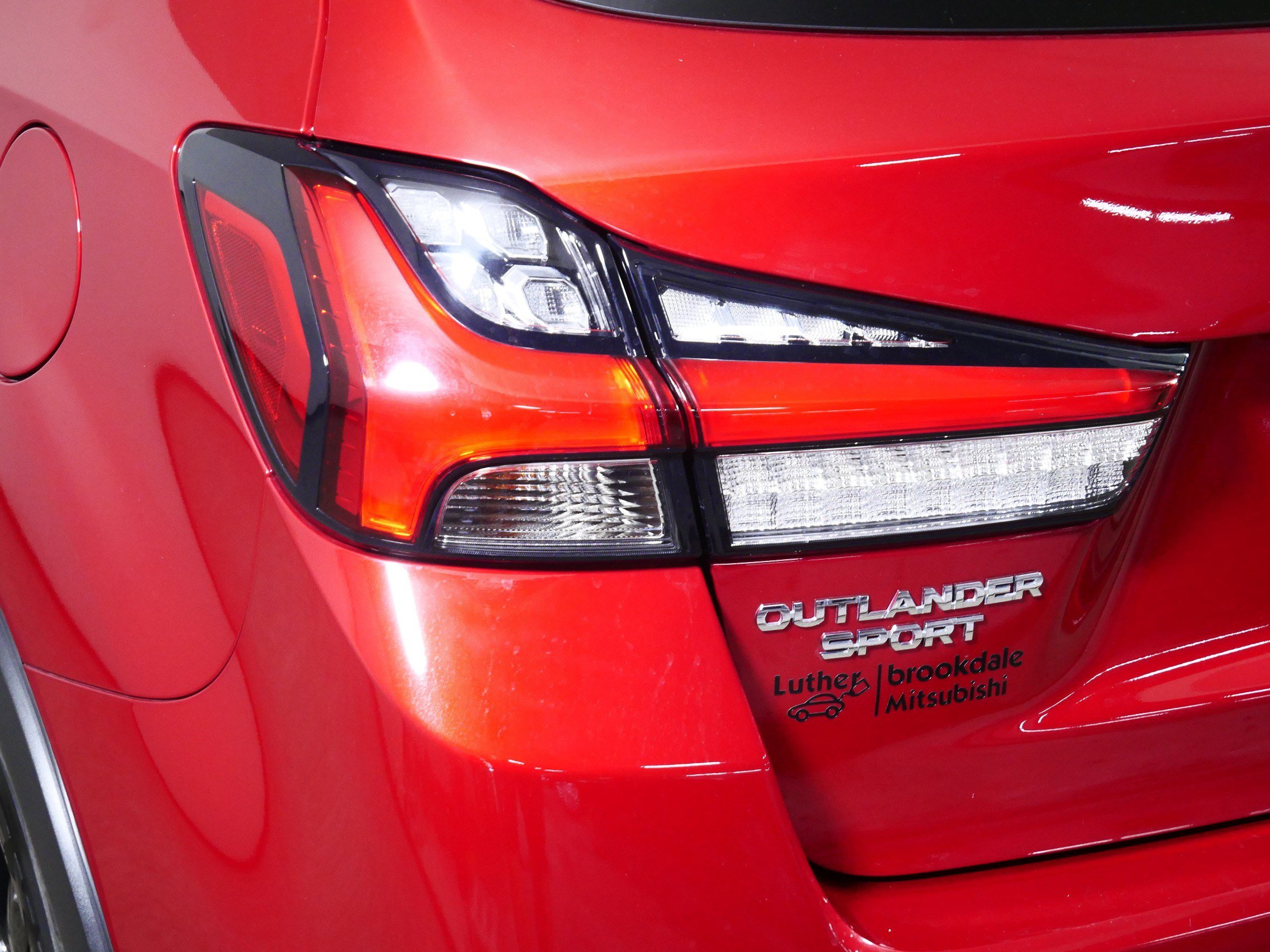 Used 2020 Mitsubishi Outlander Sport ES AWD/4WD image 17