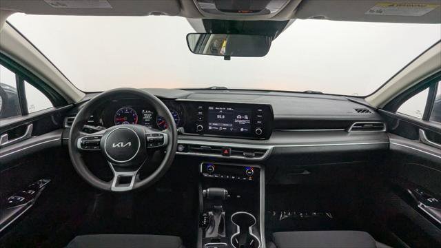 Used 2023 Kia K5 LXS FWD image 26