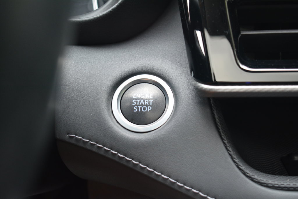 Used 2021 Toyota Highlander Platinum AWD/4WD image 16