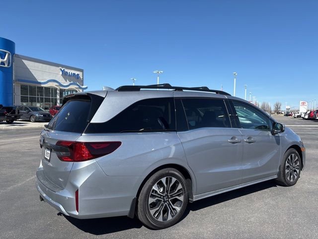 New 2026 Honda Odyssey Elite image 3