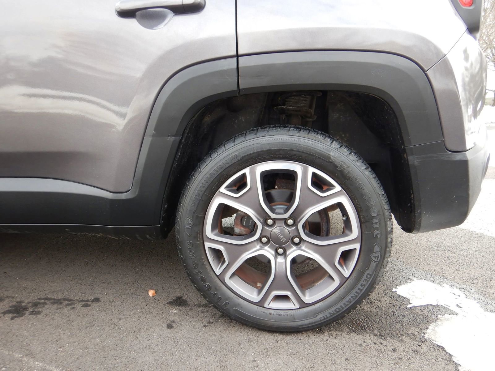 Used 2016 Jeep Renegade Limited AWD/4WD image 29