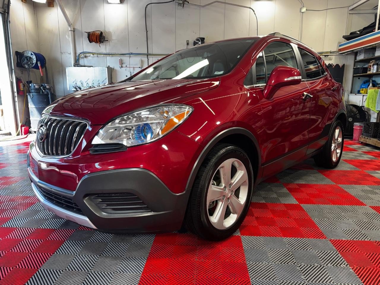 Used 2016 Buick Encore FWD image 3