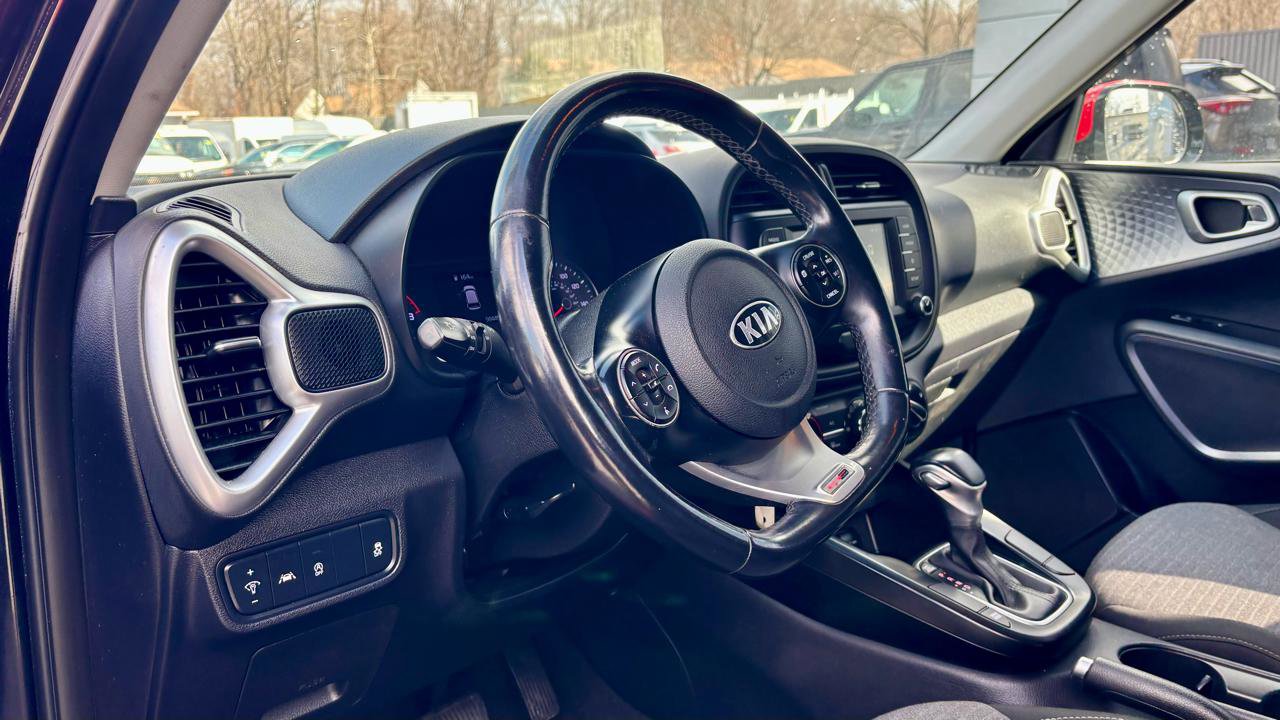 Used 2020 Kia Soul GT-Line image 17