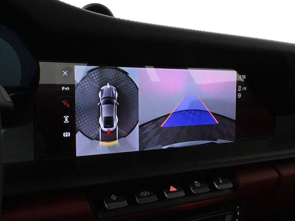 Used 2022 Porsche 911 Carrera 4 GTS image 28