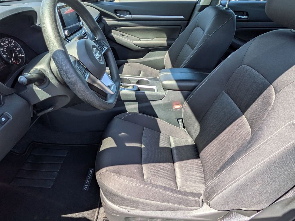 Used 2022 Nissan Altima 2.5 SV image 15