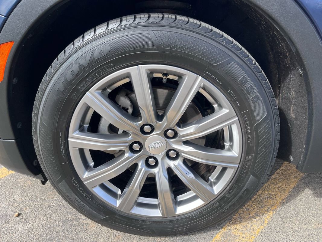 Used 2019 Cadillac XT4 Premium Luxury image 10