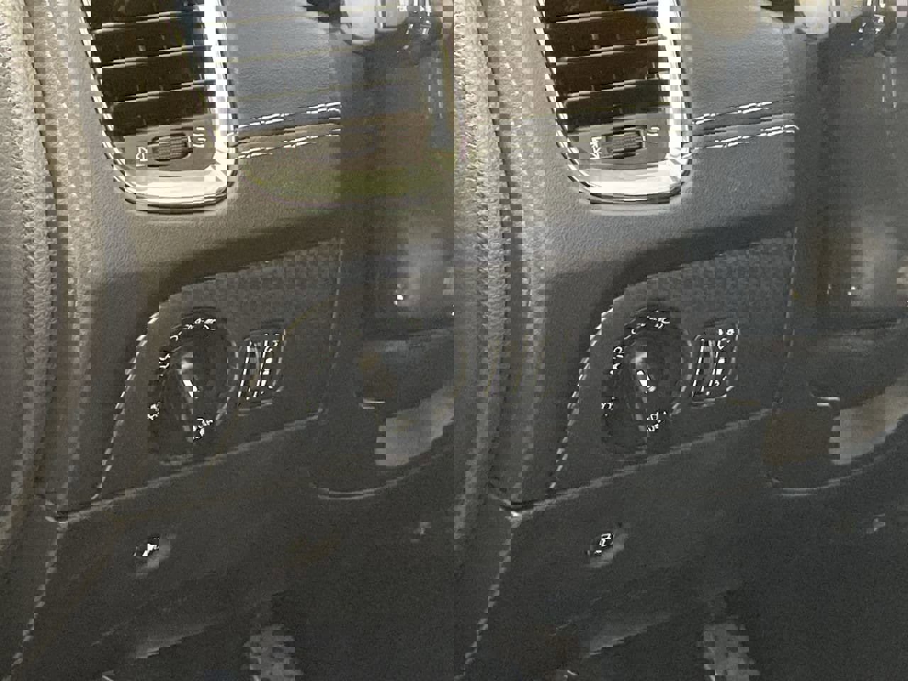 Used 2020 Dodge Durango SRT w/ Premium Interior Group image 14