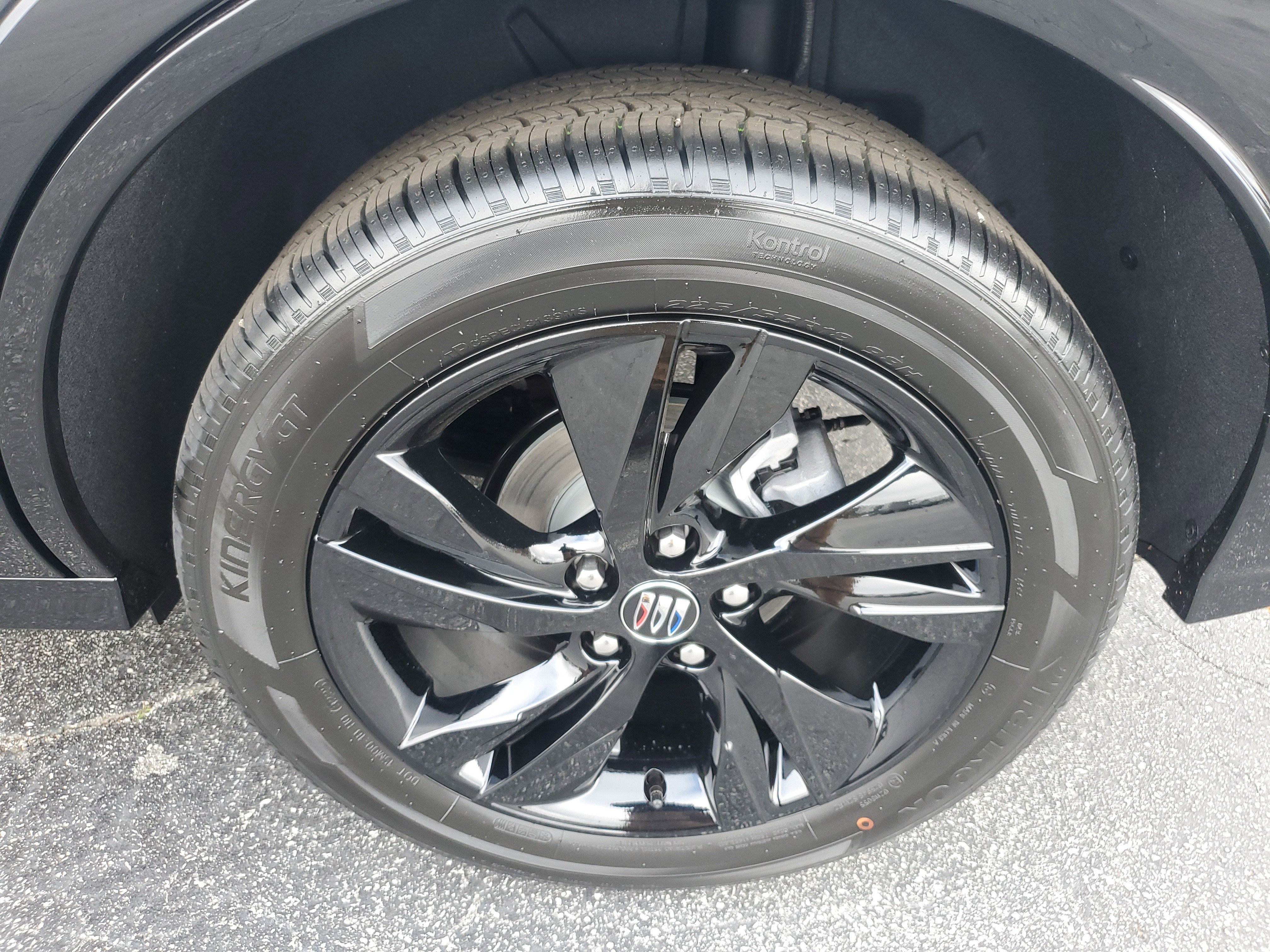 New 2026 Buick Encore GX Sport Touring image 7