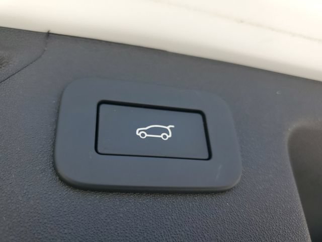 Certified 2025 Land Rover Discovery Sport Dynamic SE AWD/4WD image 12
