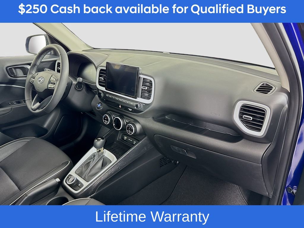 New 2025 Hyundai Venue Limited image 30