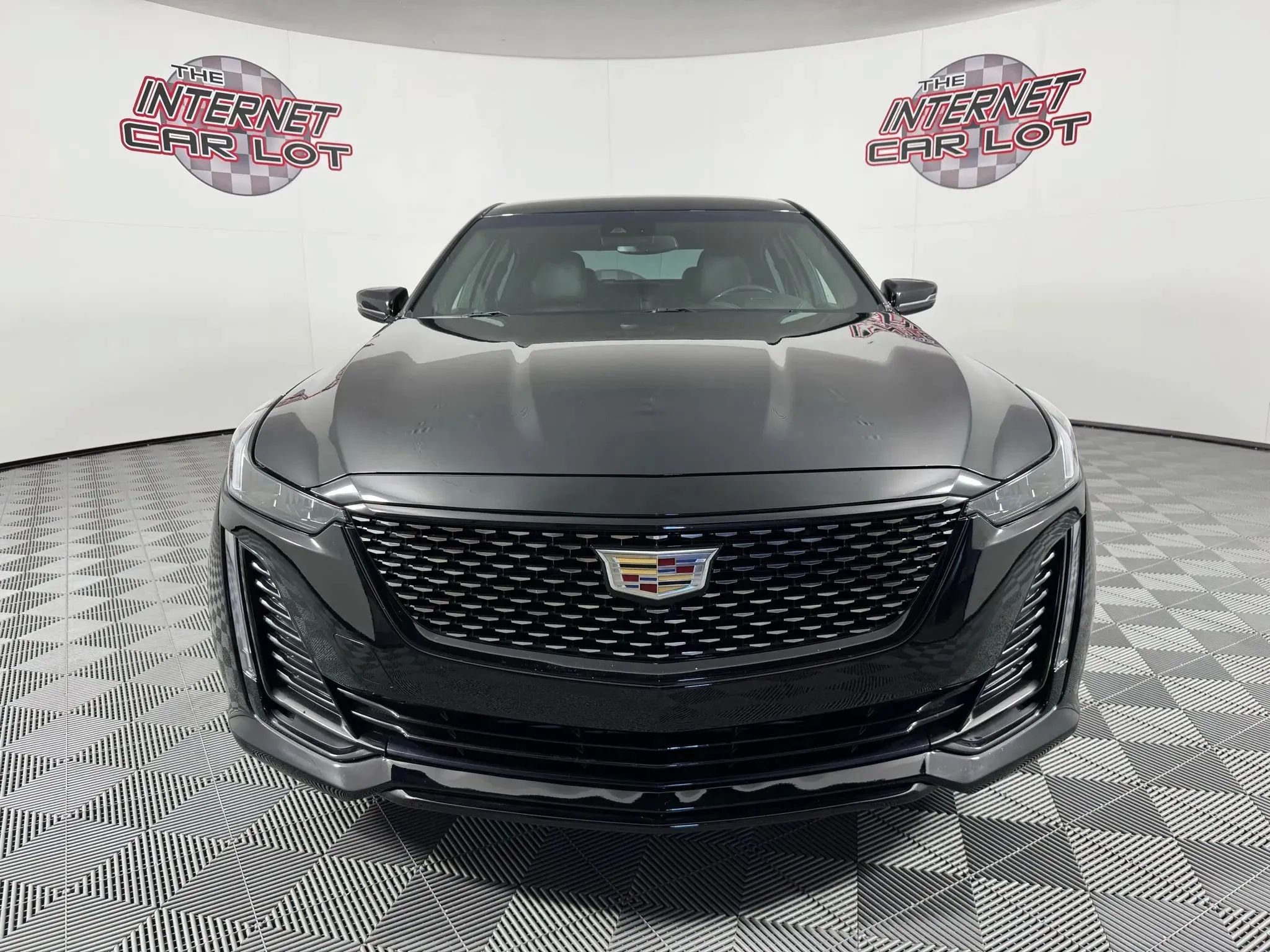 Used 2022 Cadillac CT5 Luxury w/ Cold Weather Package AWD/4WD image 2