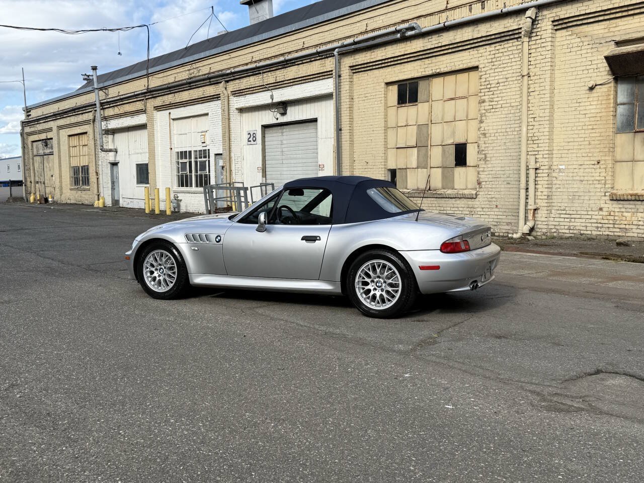 Used 2000 BMW Z3 2.8 RWD image 6