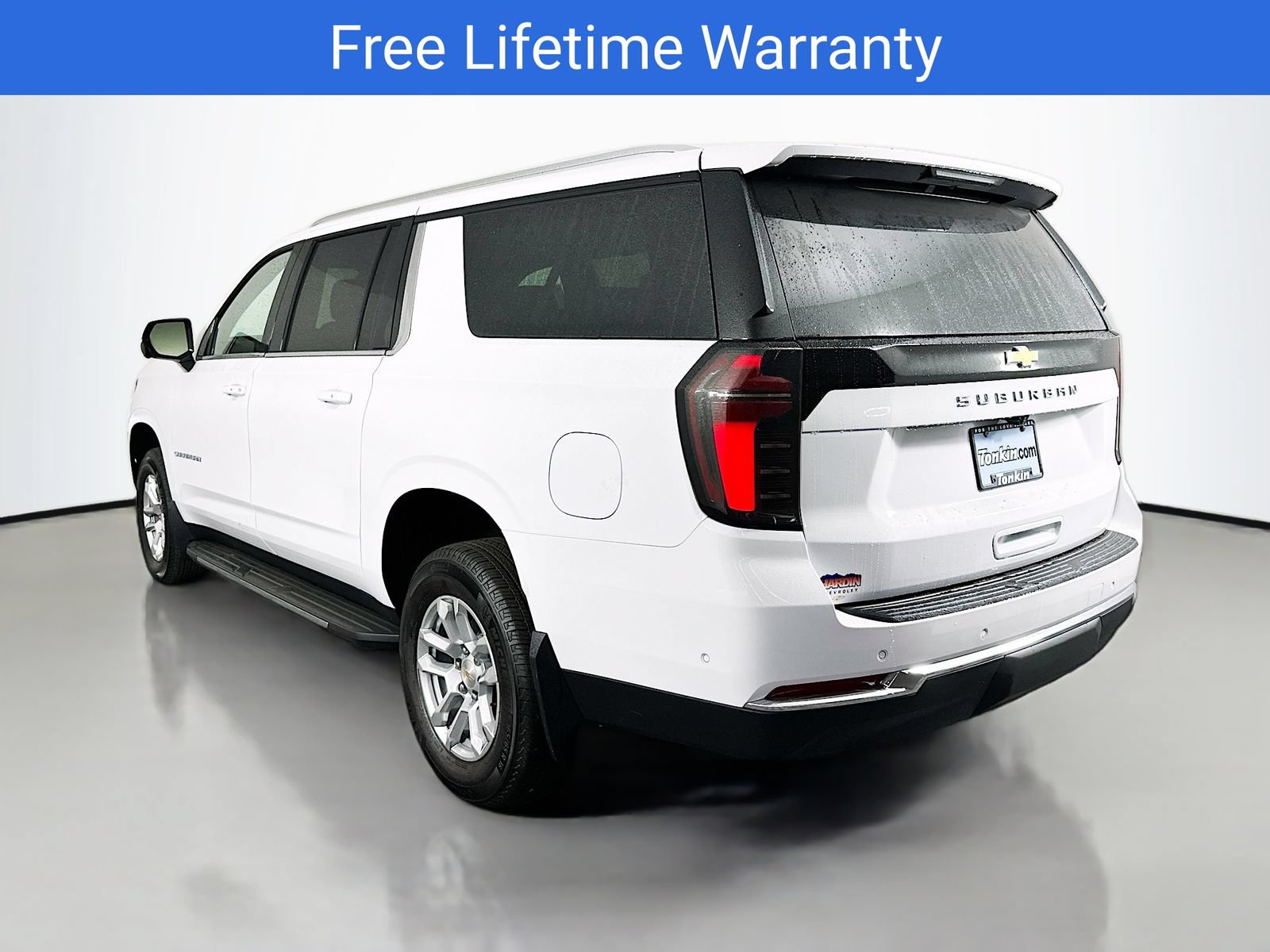 New 2026 Chevrolet Suburban LS AWD/4WD image 6