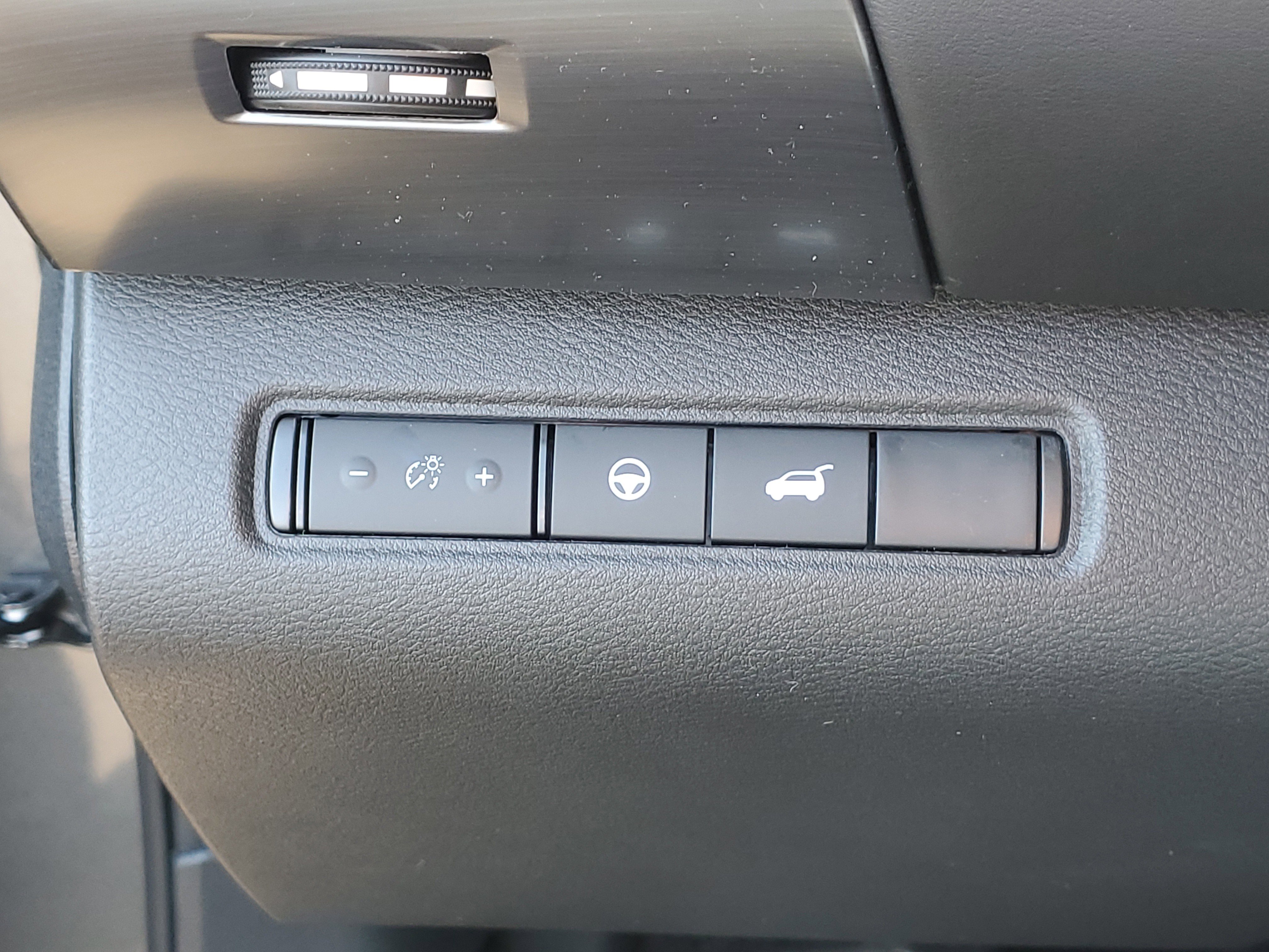 New 2026 Nissan Pathfinder SL w/ SL Premium Package image 9