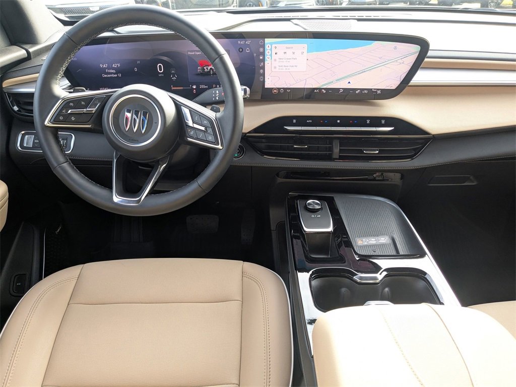 Certified 2025 Buick Enclave Preferred w/ Power Package image 24