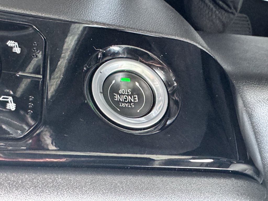 Used 2023 Chevrolet Silverado 1500 RST AWD/4WD image 25