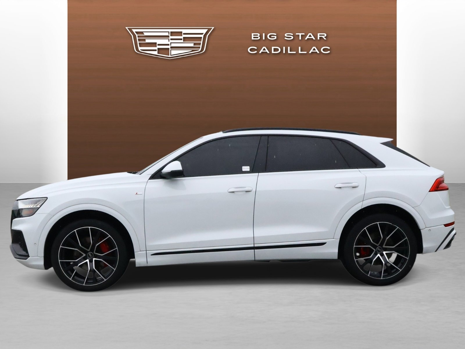 Used 2021 Audi Q8 Premium Plus w/ Premium Plus Package AWD/4WD image 2