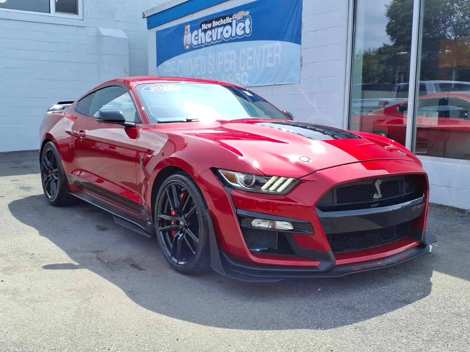 Used 2020 Ford Mustang Shelby GT500 w/ Technology Package RWD image 1