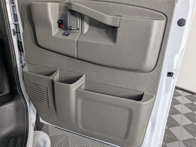 Used 2024 GMC Savana 2500 Work Van w/ Driver Convenience Package image 24