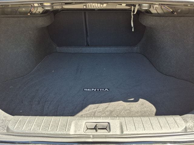 Certified 2025 Nissan Sentra SR w/ SR Premium Package FWD image 23