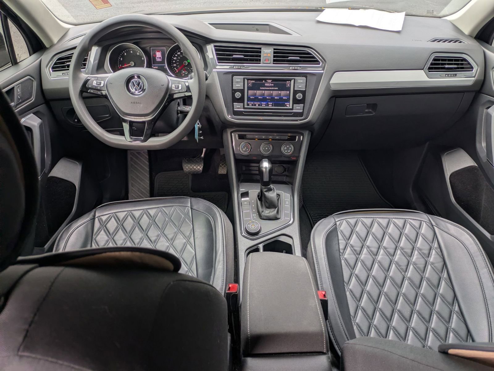 Used 2020 Volkswagen Tiguan S image 21