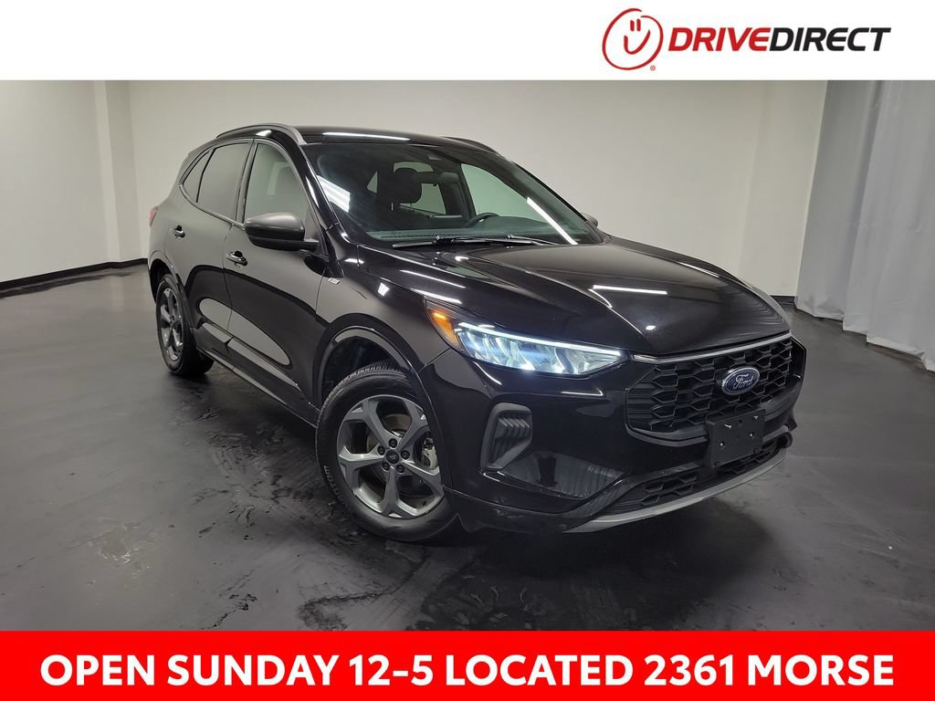 Used 2024 Ford Escape ST-Line AWD/4WD image 1
