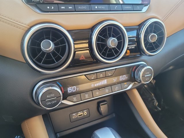 Used 2022 Nissan Sentra SV w/ SV Premium Package FWD image 29