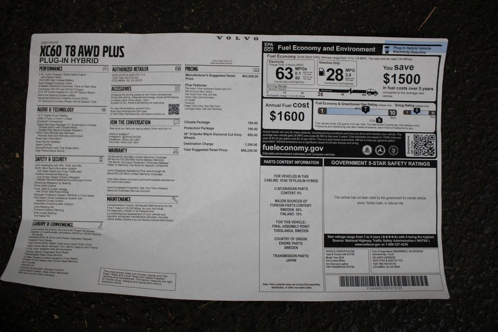 Used 2025 Volvo XC60 T8 Plus w/ Protection Package Premier image 15