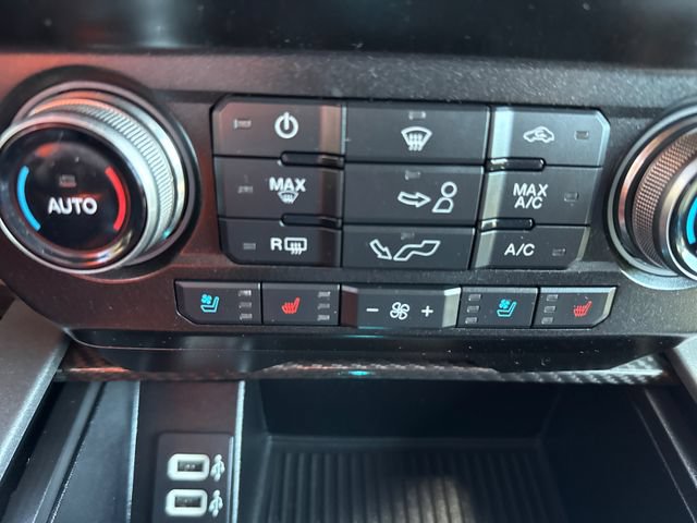 Certified 2020 Ford F150 Raptor w/ Equipment Group 802A Luxury AWD/4WD image 29