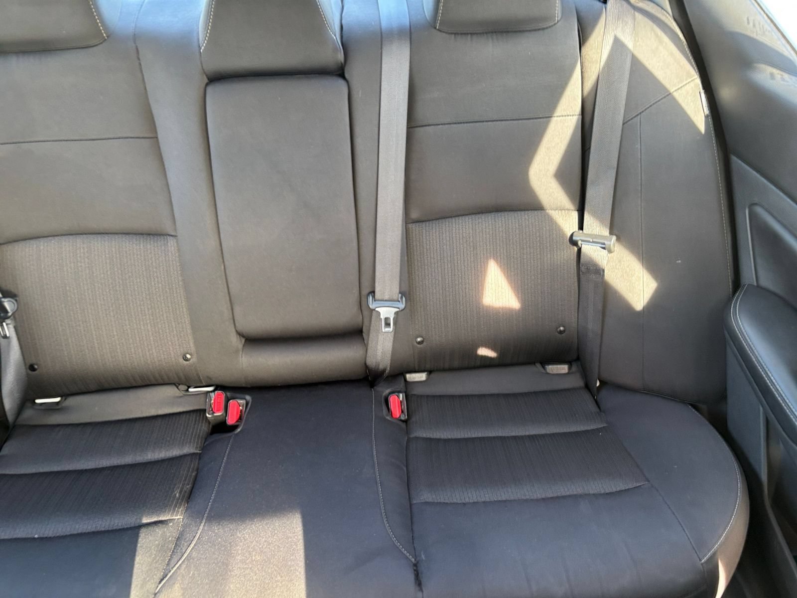 Used 2025 Nissan Altima 2.5 SV FWD image 38