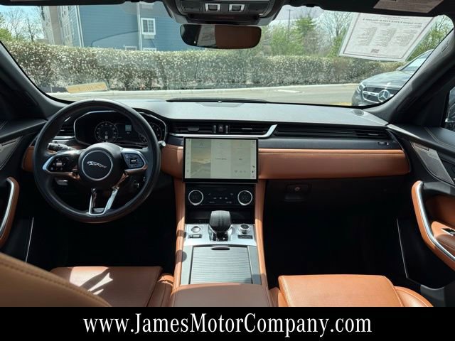 Used 2025 Jaguar F-PACE R-Dynamic S image 14