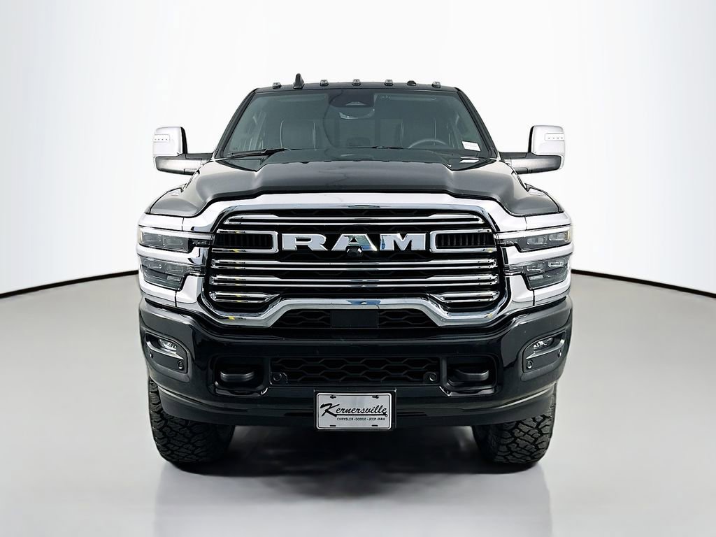 Used 2025 RAM 2500 Laramie AWD/4WD image 2