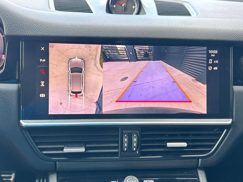 Certified 2023 Porsche Cayenne S Platinum image 26