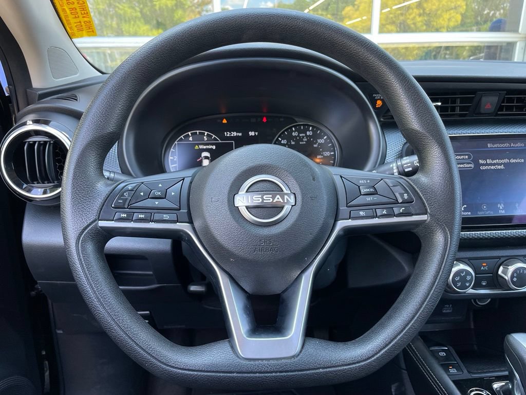 Used 2023 Nissan Kicks SV FWD image 15