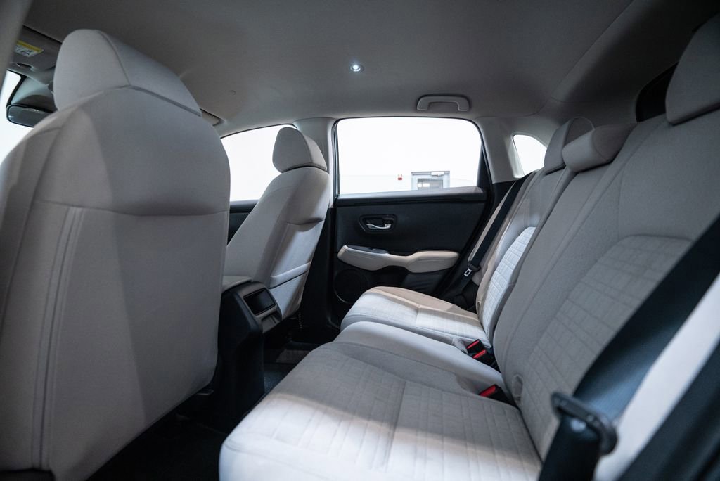 Used 2023 Honda HR-V LX image 34