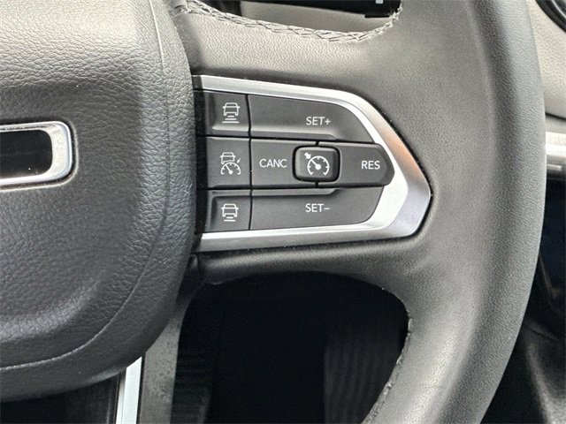 Used 2024 Jeep Compass Limited image 13