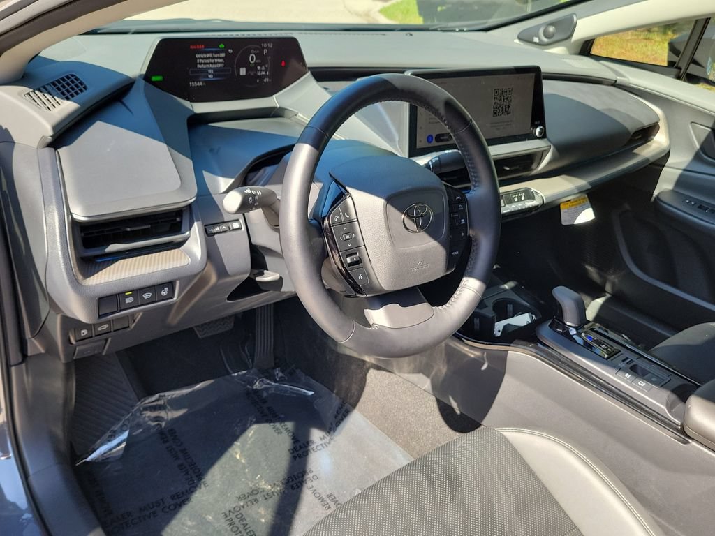 Used 2025 Toyota Prius Limited FWD image 19