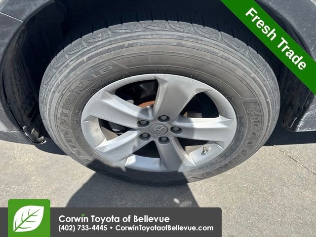Used 2014 Toyota RAV4 XLE AWD/4WD image 11