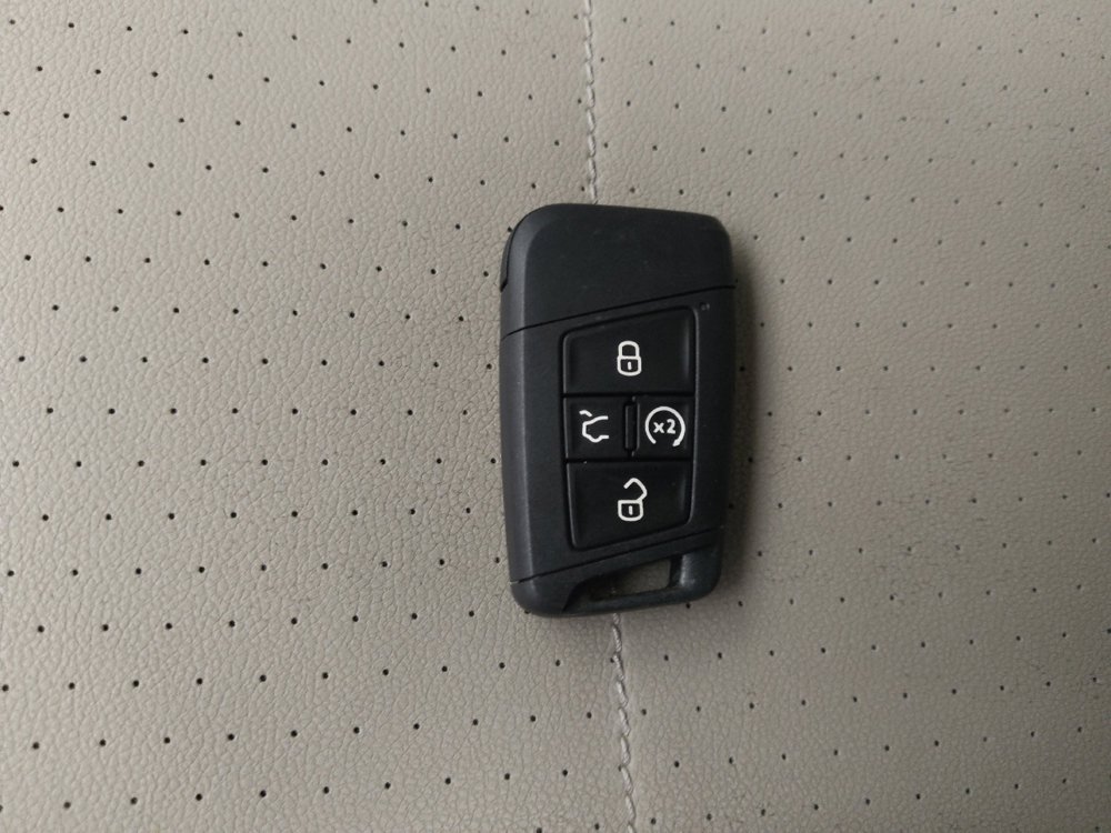 Used 2023 Volkswagen Atlas SE w/ Panoramic Sunroof Package FWD image 32
