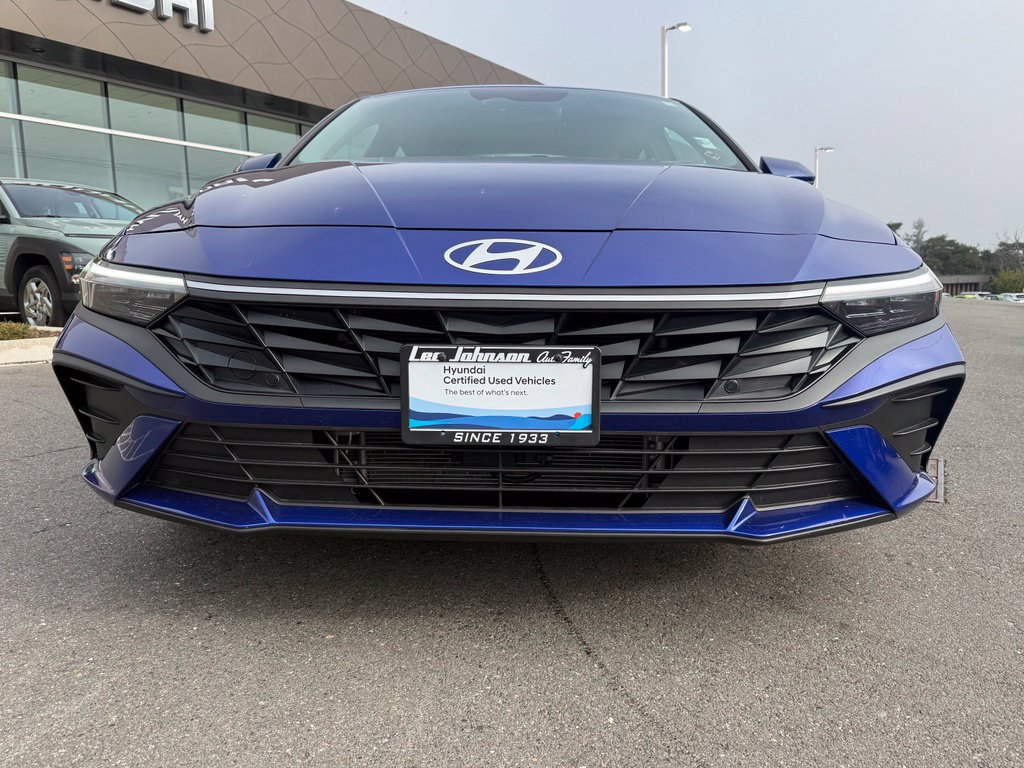 Certified 2026 Hyundai Elantra Hybrid FWD image 8