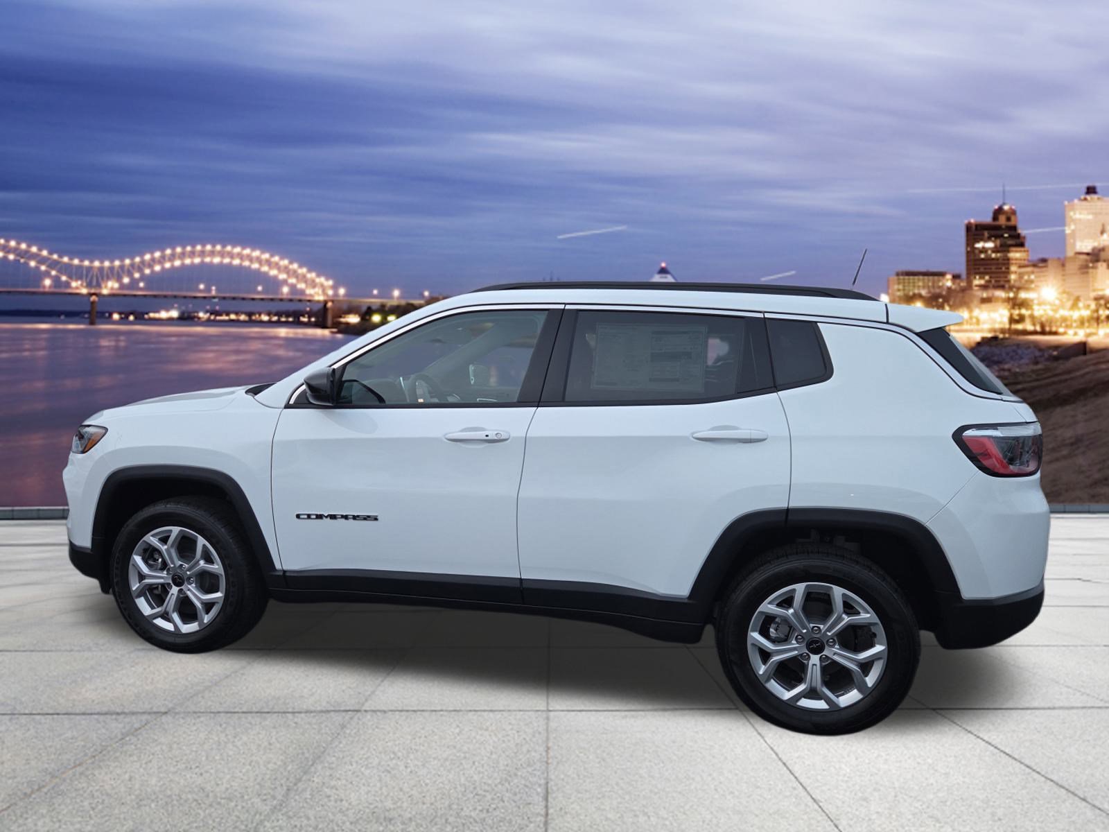 New 2026 Jeep Compass Latitude image 3